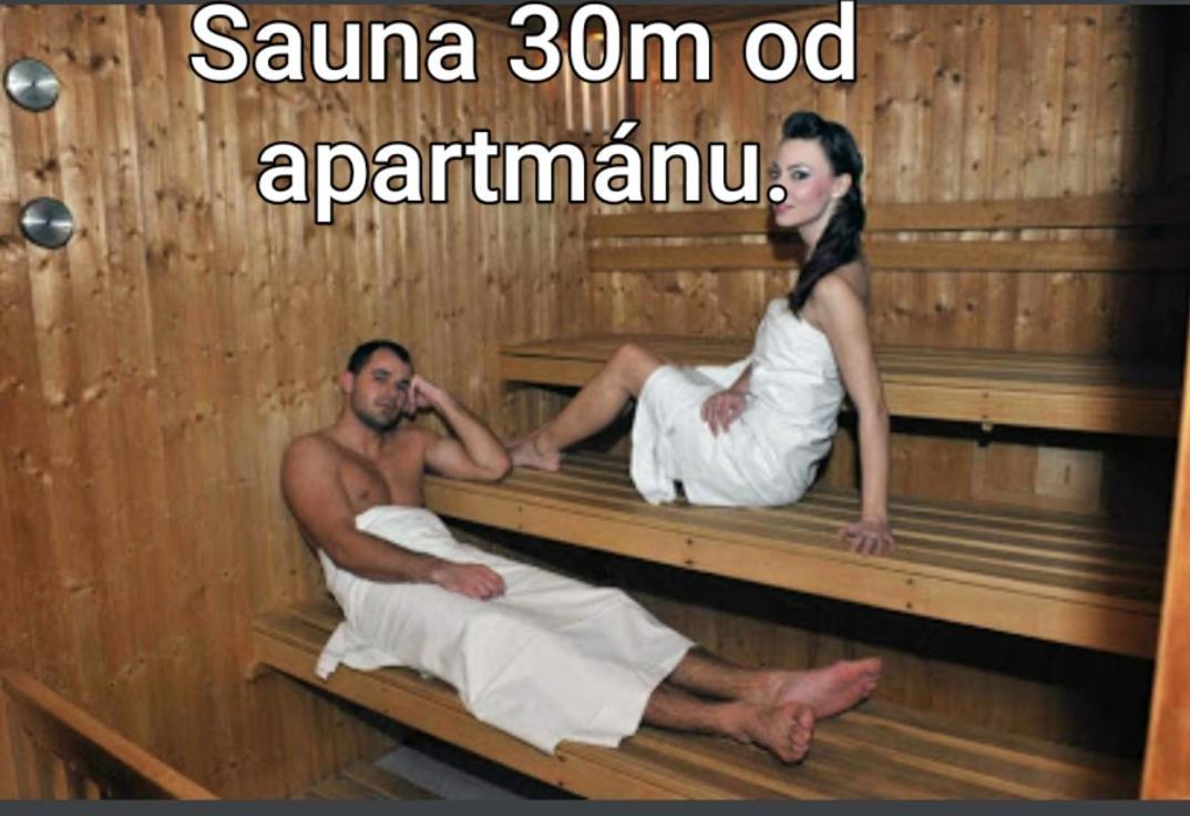 Apartmany Centro & Jacuzzi Piest'any Exteriör bild